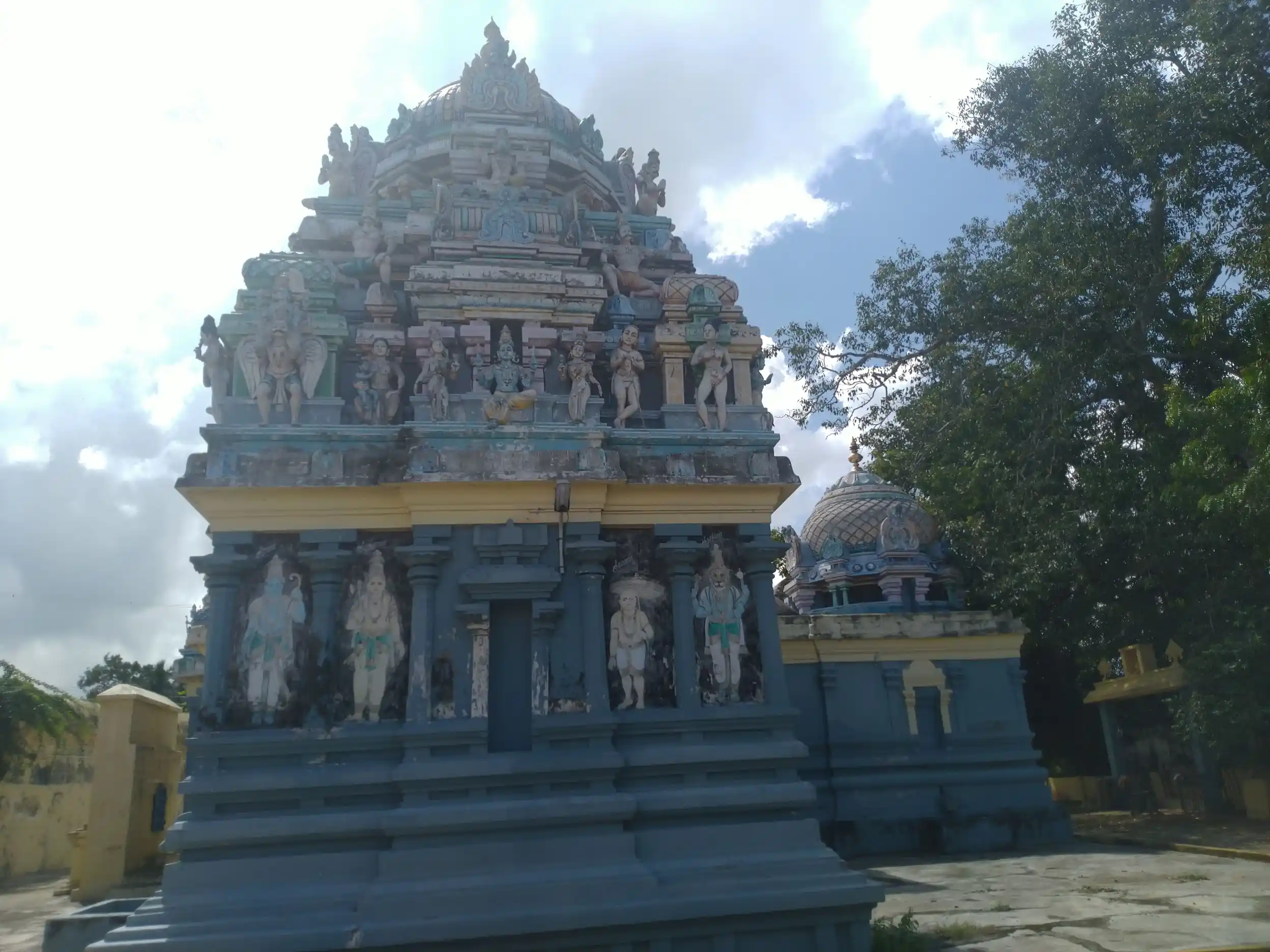 Arulmigu Varadharajaperumal Temple, Povanur - 612803 அருள்மிகு வரதராஜபெருமாள் திருக்கோயில், Povanur - 612803, Thiruvarur - Ancient Temple Architecture and History Image 11