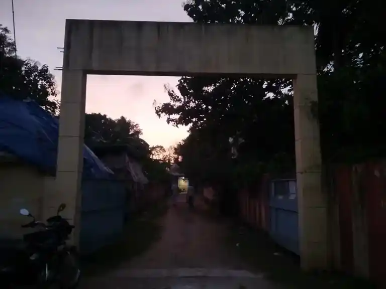 Arulmigu Varadharajaperumal Temple, Puranasingapalayam - 605107 அருள்மிகு வரதராஜப்பெருமாள் திருக்கோயில், Puranasingapalayam - 605107, Viluppuram - Ancient Temple Architecture and History Image 4