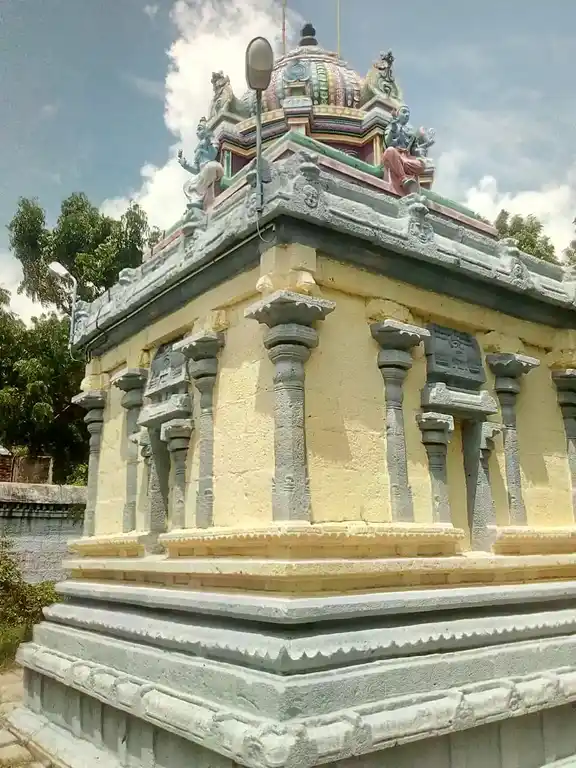 Arulmigu Varadharajaperumal Temple, Railway Gate, Ariyalur - 621704 Arulmigu Varadharajaperumal Temple, இரயில்வே கேட், அரியலூர் - 621704, Ariyalur - Ancient Temple Architecture and History Image 2