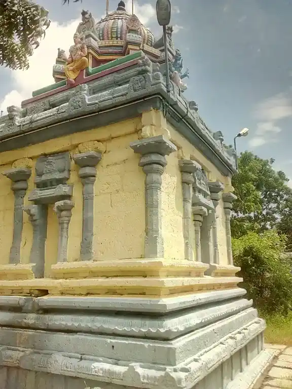 Arulmigu Varadharajaperumal Temple, Railway Gate, Ariyalur - 621704 Arulmigu Varadharajaperumal Temple, இரயில்வே கேட், அரியலூர் - 621704, Ariyalur - Ancient Temple Architecture and History Image 6