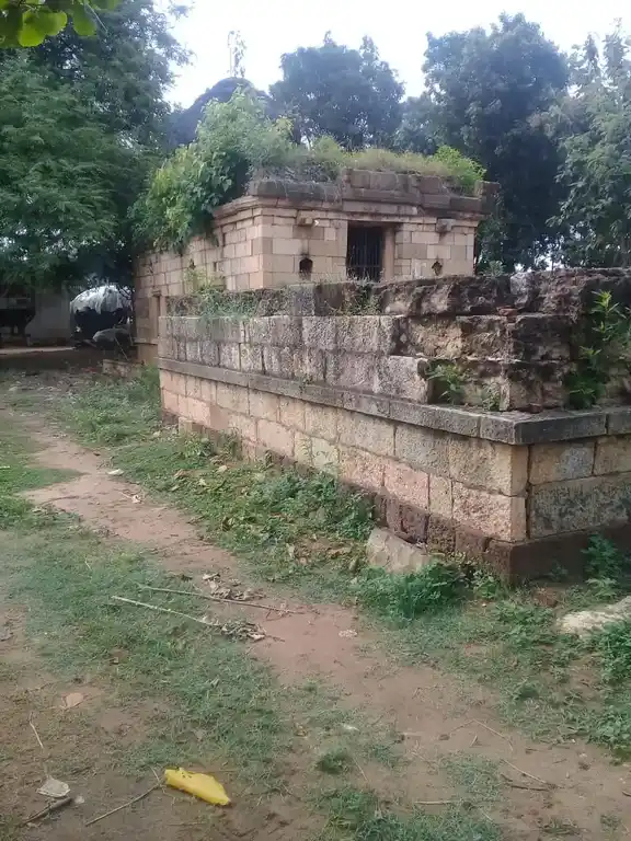 Arulmigu Varadharajaperumal Temple, Suthamalli - 621707 அருள்மிகு வரதராஜப்பெருமாள் திருக்கோயில், Suthamalli - 621707, Ariyalur - Ancient Temple Architecture and History Image 3