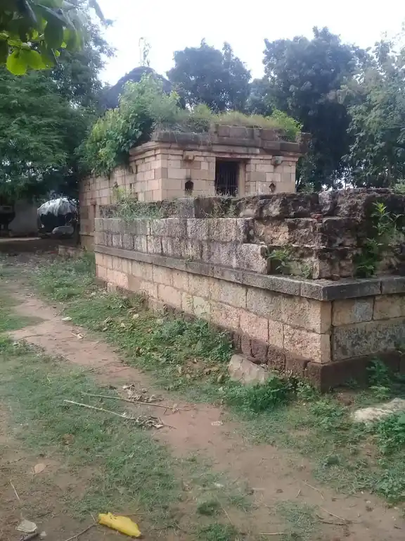 Arulmigu Varadharajaperumal Temple, Suthamalli - 621707 அருள்மிகு வரதராஜப்பெருமாள் திருக்கோயில், Suthamalli - 621707, Ariyalur - Ancient Temple Architecture and History Image 5