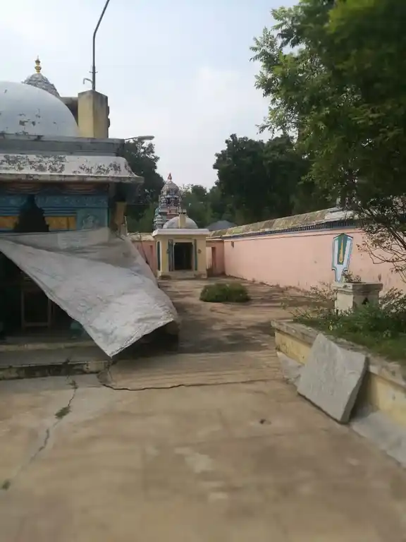 Arulmigu Varadharajaperumal Temple, T. Palur - 612904