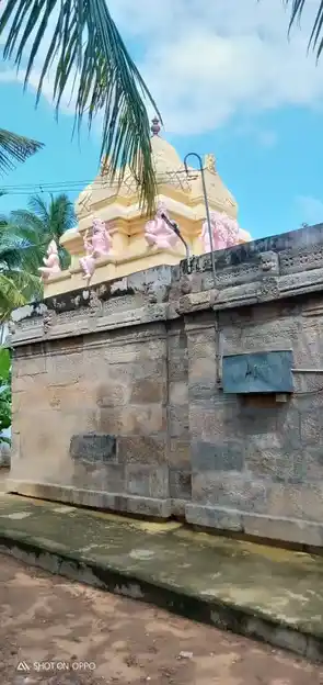 Arulmigu Varadharajaperumal Temple, Thalavai Pattinam - 644691 அருள்மிகு வரதராசபெருமாள் திருக்கோயில், தளவாய் பட்டினம் - 644691, Tiruppur - Ancient Temple Architecture and History Image 4