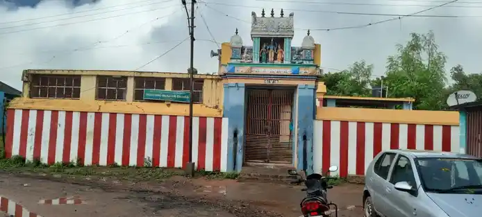 Arulmigu Varadharajaperumal Temple, Thappalampuliyur 27-1 - 610106 அருள்மிகு வரதராஜபெருமாள் திருக்கோயில், Thappalampuliyur 27-1, Thappalampuliyur 27-1 - 610106, Thiruvarur - Ancient Temple Architecture and History Image 4