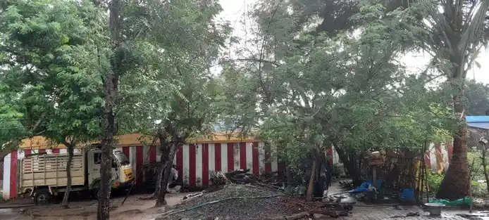 Arulmigu Varadharajaperumal Temple, Thappalampuliyur 27-1 - 610106 அருள்மிகு வரதராஜபெருமாள் திருக்கோயில், Thappalampuliyur 27-1, Thappalampuliyur 27-1 - 610106, Thiruvarur - Ancient Temple Architecture and History Image 7