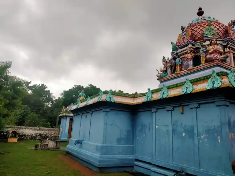 Arulmigu Varadharajaperumal Temple, Thenaalapaakam - 604304 அருள்மிகு வரதராஜப்பெருமாள் திருக்கோயில், Thenaalapaakam - 604304, Viluppuram - Ancient Temple Architecture and History Image 2