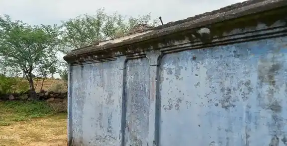 Arulmigu Varadharajaperumal Temple, Therpatti, Manakkadvu - 638673 அருள்மிகு வரதராசபெருமாள் திருக்கோயில், Manakkadvu - 638673, Tiruppur - Ancient Temple Architecture and History Image 3