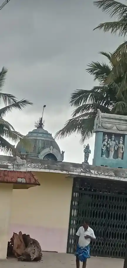 Arulmigu Varadharajaperumal Temple, Thiranipalayam - 621711 Arulmigu Varadharajaperumal Temple, Thiranipalayam - 621711, Thiruchirappalli - Ancient Temple Architecture and History Image 2