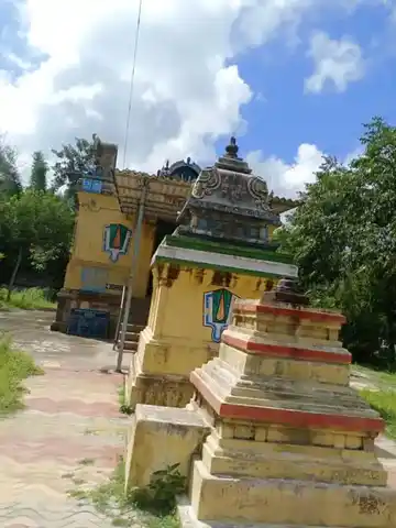 Arulmigu Varadharajaperumal Temple, Thirumenikoodam - 609106 அருள்மிகு வரதராஜப்பெருமாள் திருக்கோயில், திருமேனிக்கூடம் - 609106, Mayiladuthurai - Ancient Temple Architecture and History Image 5