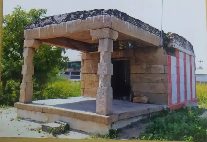 Arulmigu Varadharajaperumal Temple, Unjanai - 637205 அருள்மிகு வரதராஜபெருமாள் திருக்கோயில், Unjanai - 637205, Namakkal - Ancient Temple Architecture and History Image 2