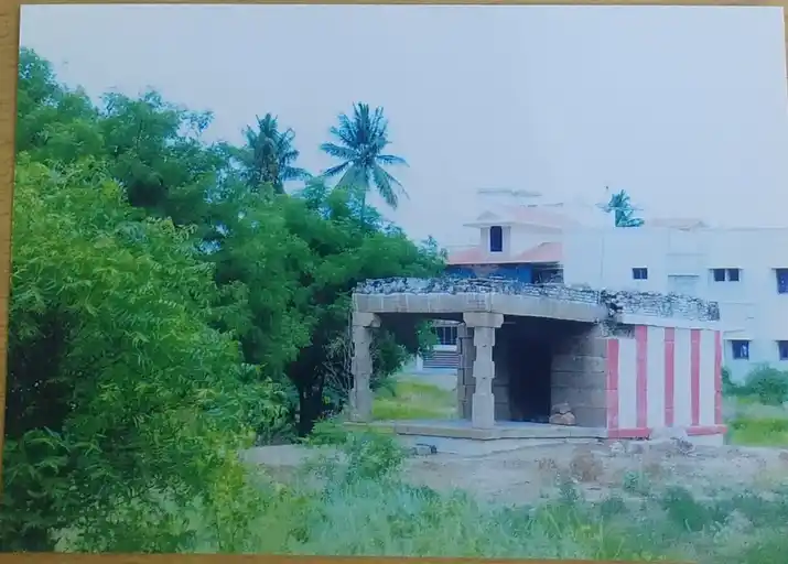 Arulmigu Varadharajaperumal Temple, Unjanai - 637205 அருள்மிகு வரதராஜபெருமாள் திருக்கோயில், Unjanai - 637205, Namakkal - Ancient Temple Architecture and History Image 5