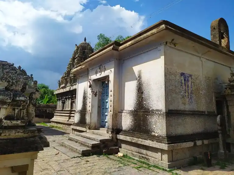 Arulmigu Varadharajaperumal Temple, V.Saathanur - 605652