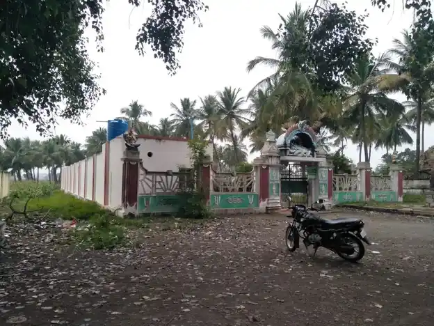 Arulmigu Varadharajaperumal Temple, Vadakumarai - 636113 அருள்மிகு வரதராஜப்பெருமாள் திருக்கோயில், Vadakumarai - 636113, Salem - Ancient Temple Architecture and History Image 4