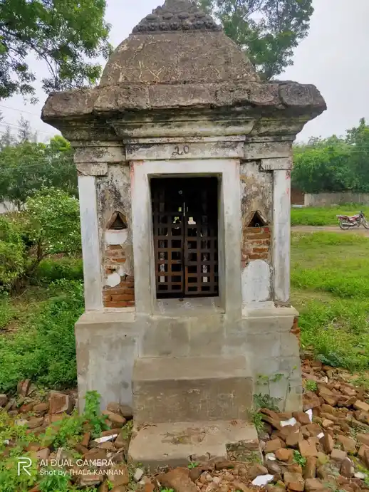 Arulmigu Varadharajaperumal Temple, Velampundi - 608304 அருள்மிகு வரதராஜப்பெருமாள் திருக்கோயில், வேலம்பூண்டி - 608304, Cuddalore - Ancient Temple Architecture and History Image 16