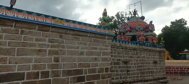 Arulmigu Varadharajaperumal Temple, Vikramangalam - 621701 அருள்மிகு வரதராஜபெருமாள் திருக்கோயில், விக்கிரமங்கலம் - 621701, Ariyalur - Ancient Temple Architecture and History Image 3