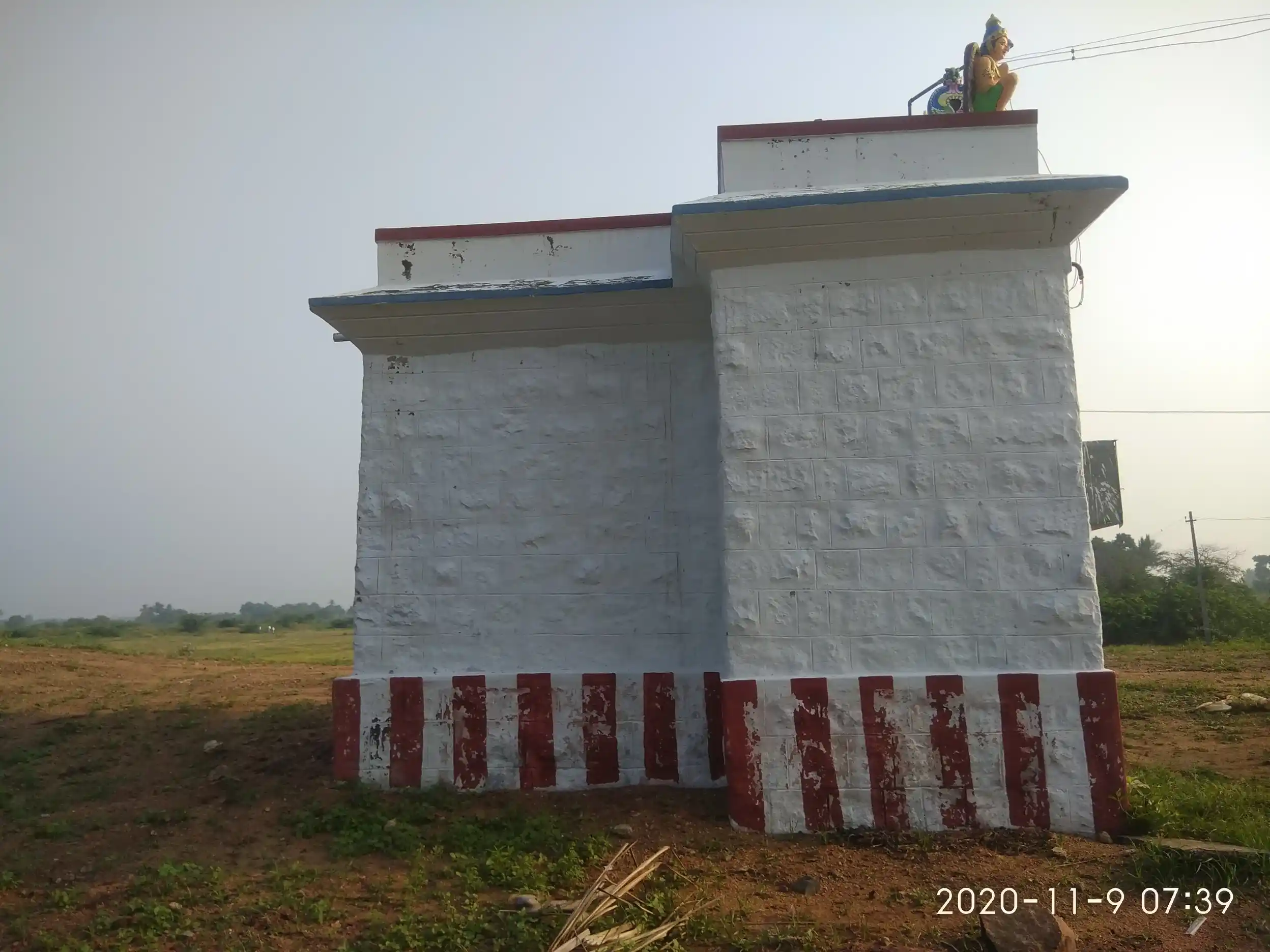 Arulmigu Varadharajapperumal Temple, Mankulam - 626115 அருள்மிகு வரதராசப்பெருமாள் திருக்கோயில், Mankulam - 626115, Virudhunagar - Ancient Temple Architecture and History Image 3