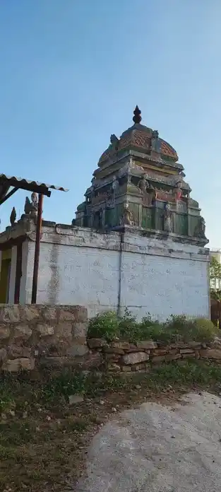 Arulmigu Varadharajapperumal Temple, Pilloor - 621313 அருள்மிகு வரதராஜப்பெருமாள் திருக்கோயில், Pilloor - 621313, Karur - Ancient Temple Architecture and History Image 7