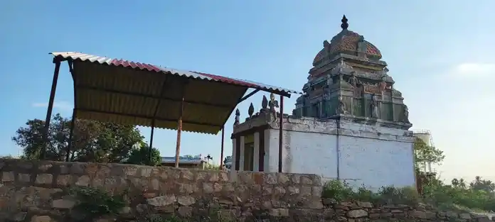 Arulmigu Varadharajapperumal Temple, Pilloor - 621313 அருள்மிகு வரதராஜப்பெருமாள் திருக்கோயில், Pilloor - 621313, Karur - Ancient Temple Architecture and History Image 9