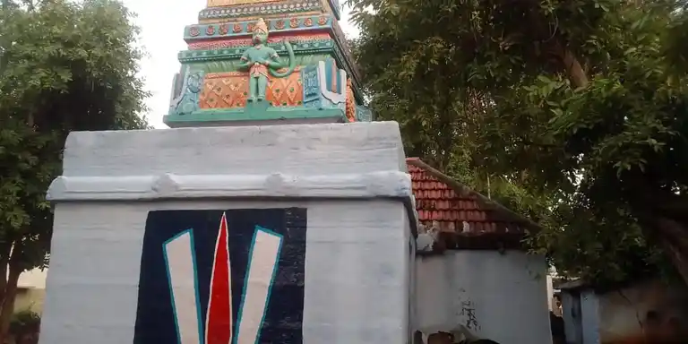 Arulmigu Varadharajarperumal Temple, Thokaimalai - 621313 அருள்மிகு வரதராஜப்பெருமாள் திருக்கோயில், Thokaimalai - 621313, Karur - Ancient Temple Architecture and History Image 2