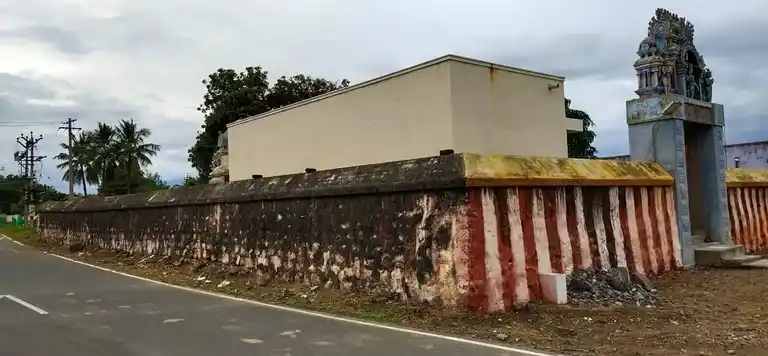Arulmigu Varadhrajaperumal Temple, Vishvambal Samuthiram - 621002 Temple