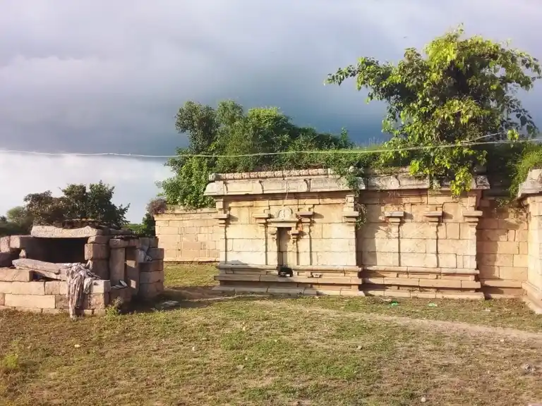 Arulmigu Varagulapandeeswarar Mangalavinayagar Temple, Oliyamangalam - 621308