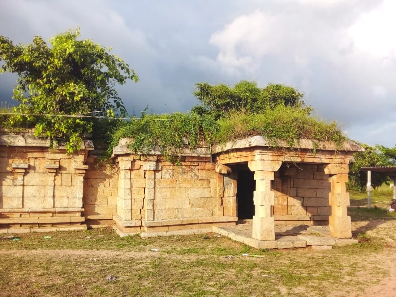 அருள்மிகு வரகுணபாண்டீஸ்வரர் திருக்கோயில், ஒலியமங்கலம் - 621308 - Main View