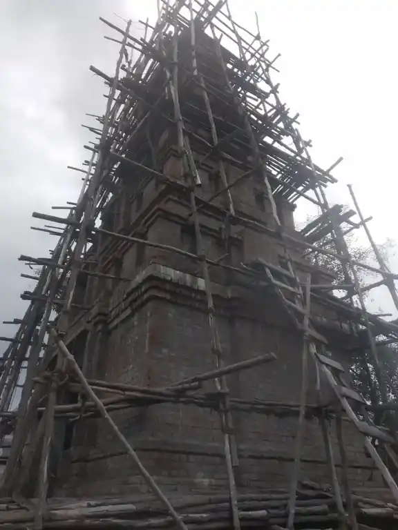 Arulmigu Varaguneswarar Temple, Salaigaramam - 623710