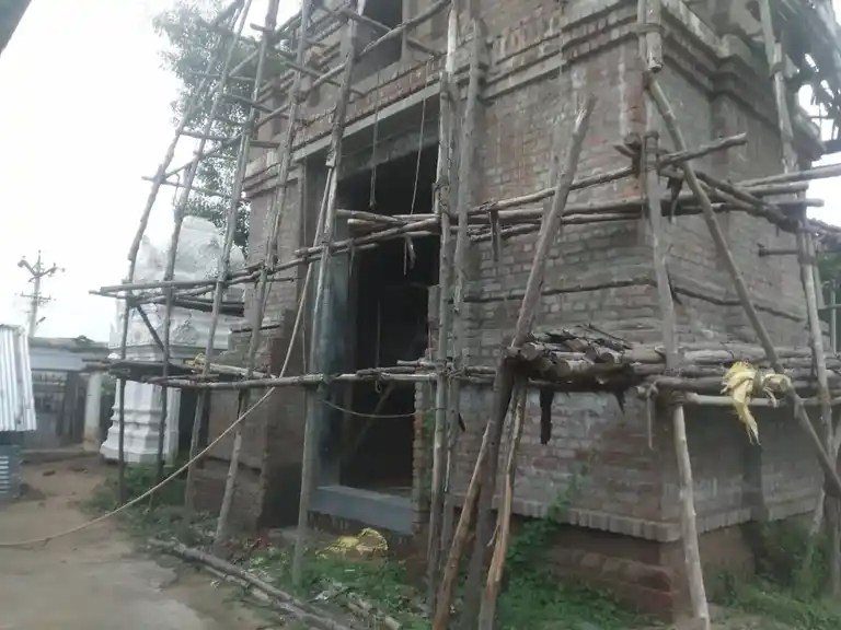 Arulmigu Varaguneswarar Temple, Salaigaramam - 623710 அருள்மிகு வரகுணேஸ்வரர் திருக்கோயில், Salaigaramam - 623710, Sivagangai - Ancient Temple Architecture and History Image 2