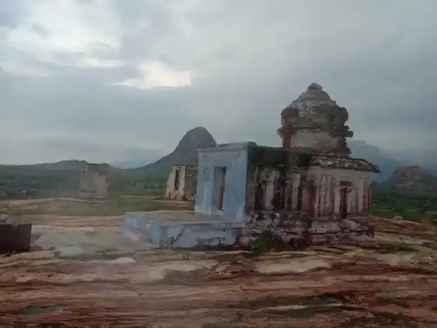 Arulmigu Varakuna Pandiswarar Temple, Earvadi - 627103 Arulmigu Varakuna Pandiswarar Temple, Earvadi - 627103, Tirunelveli - Ancient Temple Architecture and History Image 9