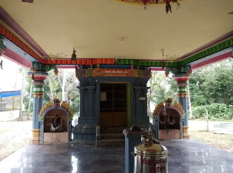 Arulmigu Varakuppathu Ayyanar Temple, Varakkupam - 609503 அருள்மிகு வாரத்துப்பத்து அய்யனார் திருக்கோயில், Varakkupam - 609503, Thiruvarur - Ancient Temple Architecture and History Image 6