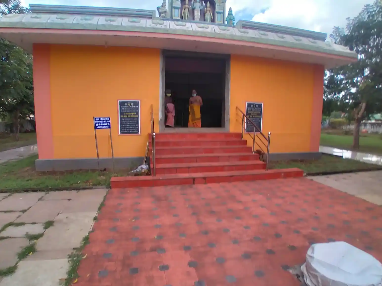 Arulmigu Varamtharum Perumal Temple, -, Illangi - 627805 அருள்மிகு வரம்தரும் பெருமாள் திருக்கோயில், -, Illangi - 627805, Tenkasi - Ancient Temple Architecture and History Image 2