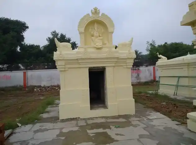 Arulmigu Varamuktheeswarar Temple, Erumavettipalaiyam - 600067 அருள்மிகு வரமுக்தீஸ்வரர் திருக்கோயில், எருமாவெட்டிபாளையம் - 600067, Tiruvallur - Ancient Temple Architecture and History Image 4