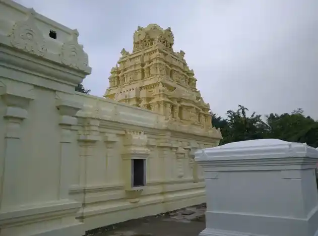 Arulmigu Varamuktheeswarar Temple, Erumavettipalaiyam - 600067 அருள்மிகு வரமுக்தீஸ்வரர் திருக்கோயில், எருமாவெட்டிபாளையம் - 600067, Tiruvallur - Ancient Temple Architecture and History Image 5