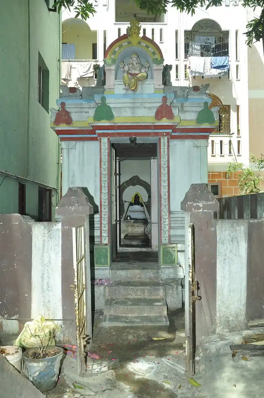 Arulmigu Varasiddhi Vinayagar Temple, Mylapore, Chennai - 600004