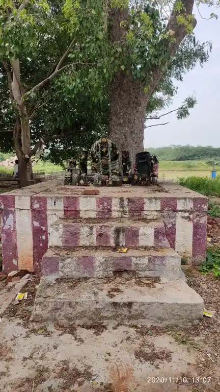 Arulmigu Varasiddhi Vinayakar Temple, Peraiyur - 625703 அருள்மிகு வரசித்தி விநாயகர் திருக்கோவில், Peraiyur - 625703, Madurai - Ancient Temple Architecture and History Image 4
