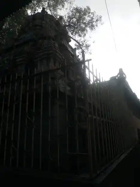 Arulmigu Varasidhi Vinayagar Temple, Vellala Teynampet, Chennai - 600086 அருள்மிகு வரசித்தி விநாயகர் திருக்கோயில், மேற்படி கோயில் தெரு, சென்னை - 600086, Chennai - Ancient Temple Architecture and History Image 2