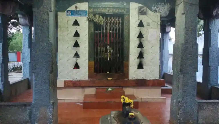 Arulmigu Varasidhi Vinayagar Temple, Veppankuppam - 632107 அருள்மிகு வரசித்திவிநாயகர் திருக்கோயில், வேப்பங்குப்பம் - 632107, Vellore - Ancient Temple Architecture and History Image 2