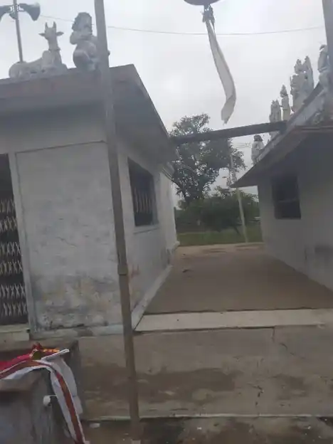 Arulmigu Varasidhivinayagar Temple, Aavikaranpatti - 621306 அருள்மிகு வரசித்தி விநாயகர் திருக்கோயில், Aavikaranpatti - 621306, Thiruchirappalli - Ancient Temple Architecture and History Image 3