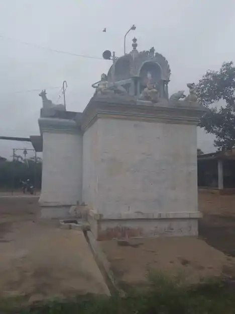 Arulmigu Varasidhivinayagar Temple, Aavikaranpatti - 621306 அருள்மிகு வரசித்தி விநாயகர் திருக்கோயில், Aavikaranpatti - 621306, Thiruchirappalli - Ancient Temple Architecture and History Image 4