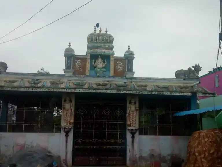 Arulmigu Varasithi Vinayagar Temple, Lake View Opp, Agoor - 631209 அருள்மிகு வரசித்தி விநாயகர் திருக்கோயில், Lake View Opp, Agoor - 631209, Tiruvallur - Ancient Temple Architecture and History Image 4
