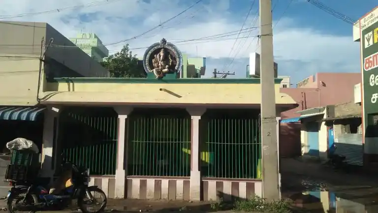 Arulmigu Varasithi Vinayagar Temple, Langakara Street, Langakara Strreettiruvallur - 602001 Arulmigu Varasithi vinayagar Temple, Langakara street, Langakara Strreet, Tiruvallur - 602001, Tiruvallur - Ancient Temple Architecture and History Image 4