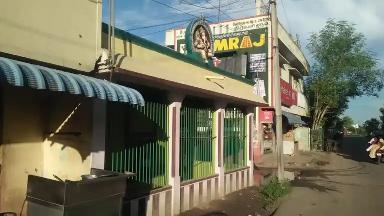 Arulmigu Varasithi Vinayagar Temple, Langakara Street, Langakara Strreettiruvallur - 602001 Arulmigu Varasithi vinayagar Temple, Langakara street, Langakara Strreet, Tiruvallur - 602001, Tiruvallur - Ancient Temple Architecture and History Image 5