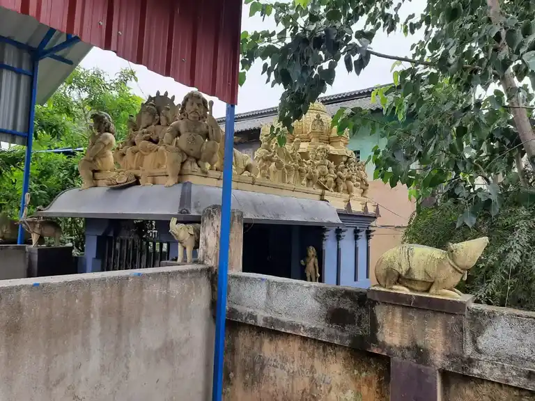 Arulmigu Varasithi Vinyagar Temple, Centre Of The Village, Arumathai - 601204 அருள்மிகு வரசித்தி விநாயகர் ஆலயம், Centre Of The Village,, Arumathai - 601204, Tiruvallur - Ancient Temple Architecture and History Image 3