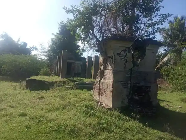 Arulmigu Varatha Raja Perumal Temple, Keluvathur - 614705 அருள்மிகு வரதராஜபெருமாள் திருக்கோயில், Keluvathur - 614705, Thiruvarur - Ancient Temple Architecture and History Image 7