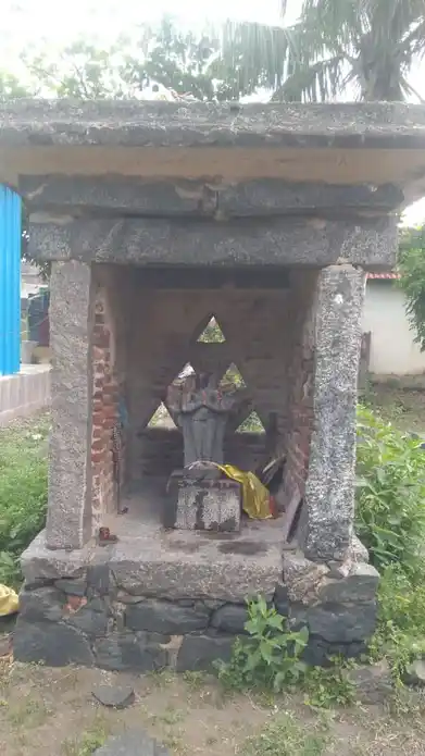 Arulmigu Varatha Raja Perumal Temple, Nedungulam - 606106 Arulmigu Varatha Raja Perumal Temple, Nedungulam - 606106, Cuddalore - Ancient Temple Architecture and History Image 5