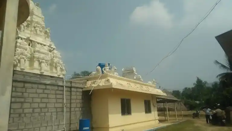 Arulmigu Varathampatty Mariamman Temple, Chinnagoundanur - 637303 அருள்மிகு வருதம்பட்டி மாரியம்மன் திருக்கோயில், Chinnagoundanur - 637303, Salem - Ancient Temple Architecture and History Image 4