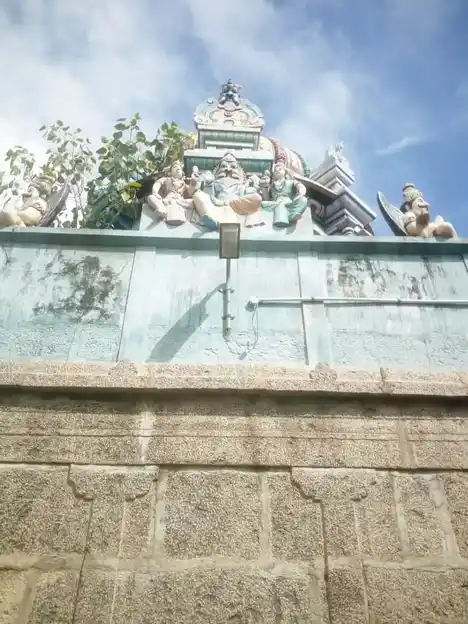 Arulmigu Varatharaja Parumal Temple, Pullambadi - 621712 Arulmigu Varatharaja parumal Temple, Pullambadi - 621712, Thiruchirappalli - Ancient Temple Architecture and History Image 6