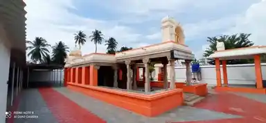 Arulmigu Varatharaja Perumal Temple, Allalapuram, Karaipudur - 641605 அருள்மிகு வரதராஜபெருமாள் திருக்கோயில், Allalapuram, Karaipudur - 641605, Tiruppur - Ancient Temple Architecture and History Image 3