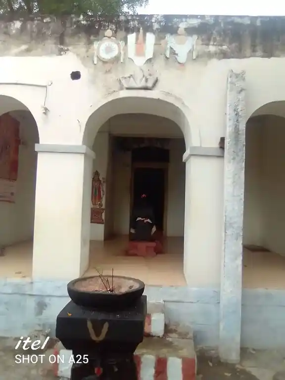 Arulmigu Varatharaja Perumal Temple, Amarapoondi - 624613 அருள்மிகு வரதராஜப்பெருமாள் திருக்கோயில், Amarapoondi - 624613, Dindigul - Ancient Temple Architecture and History Image 5